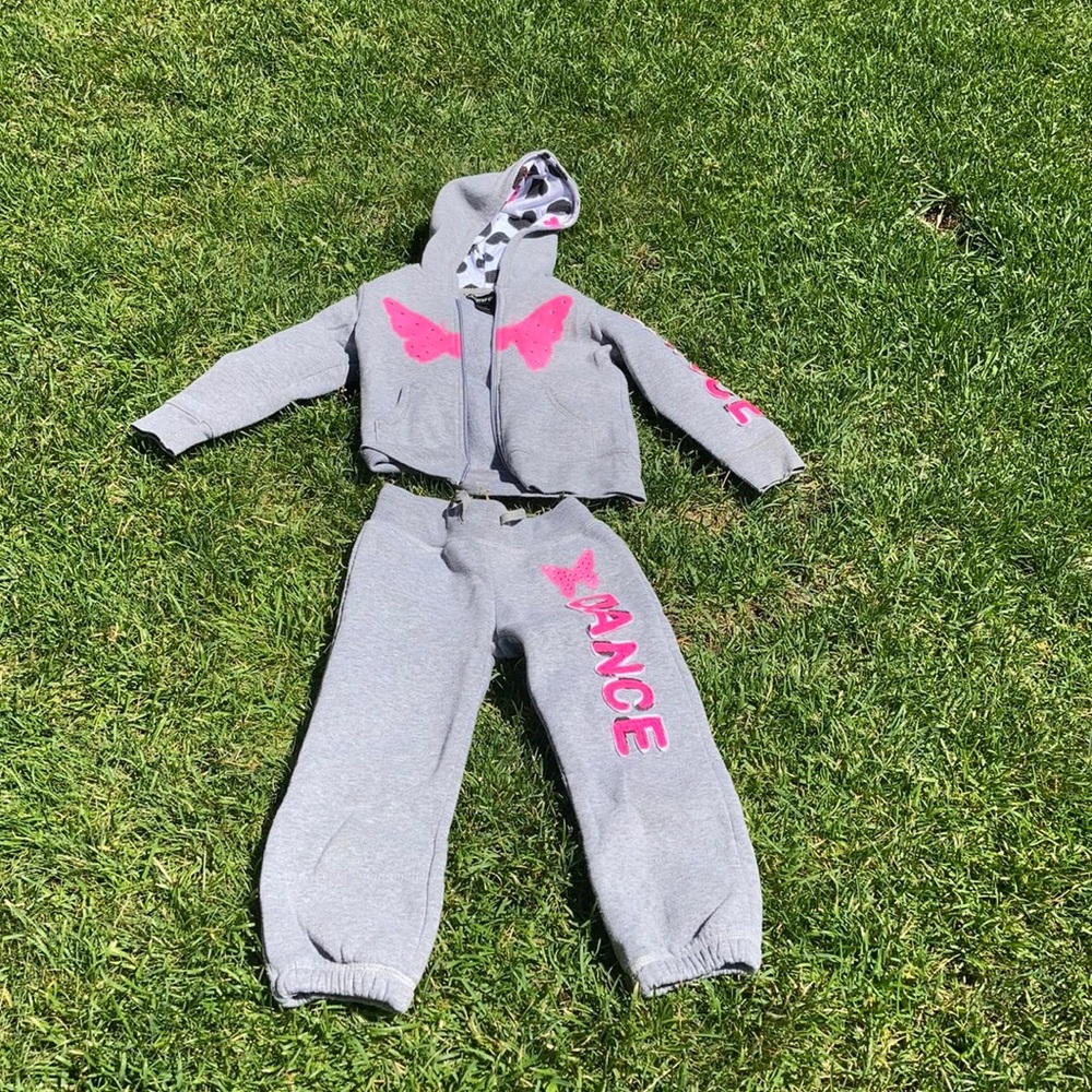 Little girls “dance” tracksuit